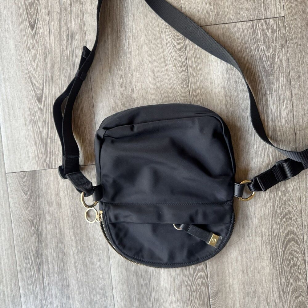 New Lululemon All Night Festival Micro Black Gold Athleisure Crossbody Belt Bag - Picture 10 of 15